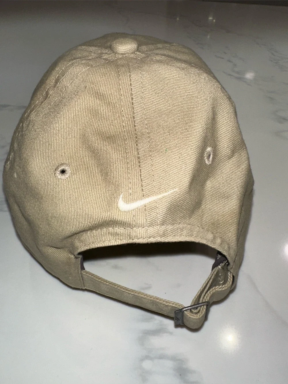 NIKE KHAKI 100%COTTON ADJUSTABLE BASEBALL HAT CAP~EMBROIDERED BEER SPORTS BARFLY
